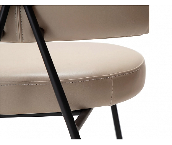 Roost chair